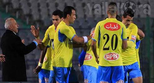 خاص.. 1000جنيه مكافآة إجادة لكل لاعب بالإسماعيلى بعد الفوز على الزمالك